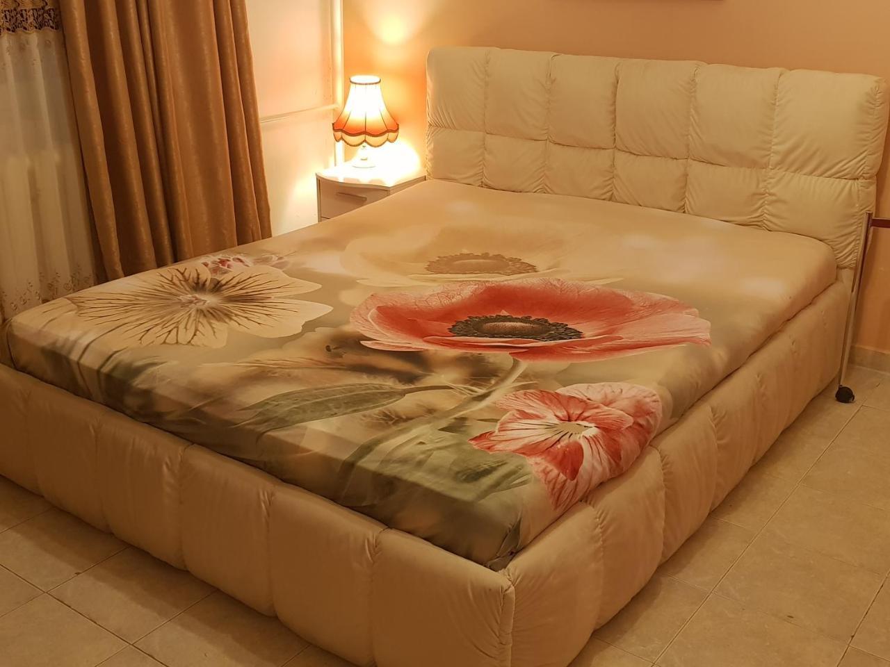 Libera Hostal